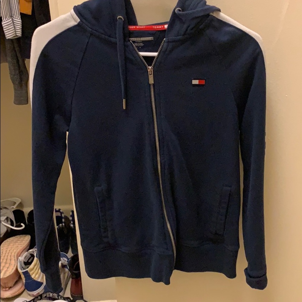 Zip up